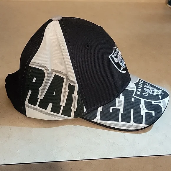 Raiders hat (Toddler size) - Picture 3 of 3